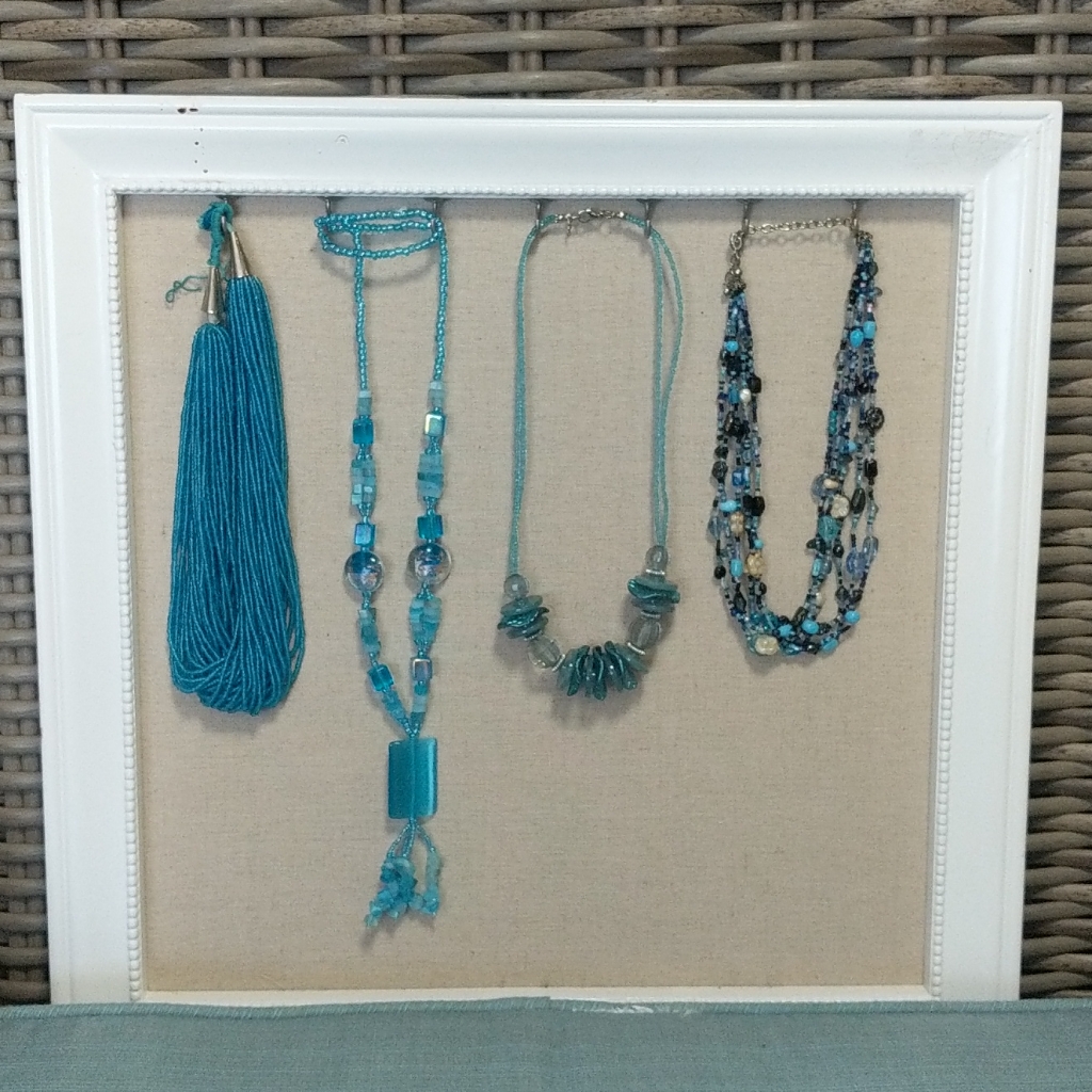 Jewelry Necklaces Various